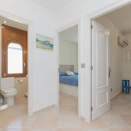 Casa Canal Azul Holiday home Roses